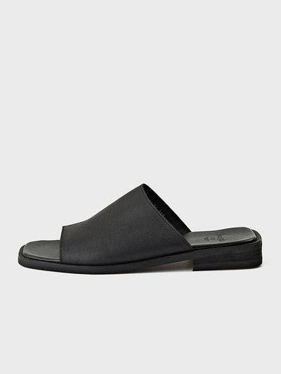 Leather Slippers | TROY