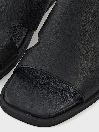 Leather Slippers | TROY