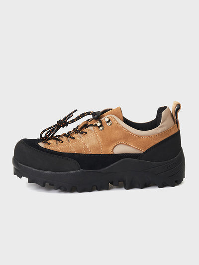 Brito Beige Trekking Shoes: Stylish Comfort for Adventure